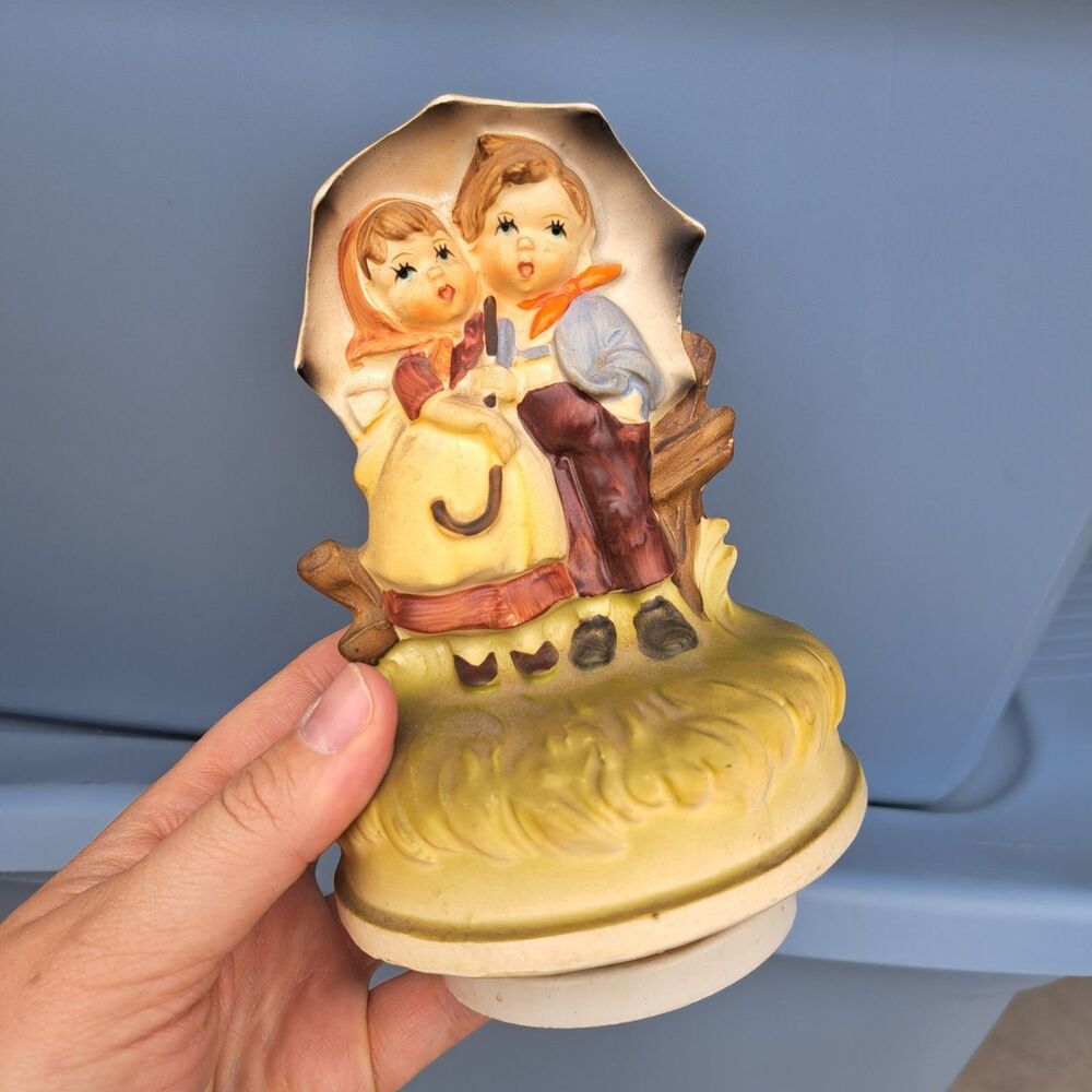 Vintage Sankyo Rotating Ceramic Music Box “Hummel” Kids Under Umbrella Tested